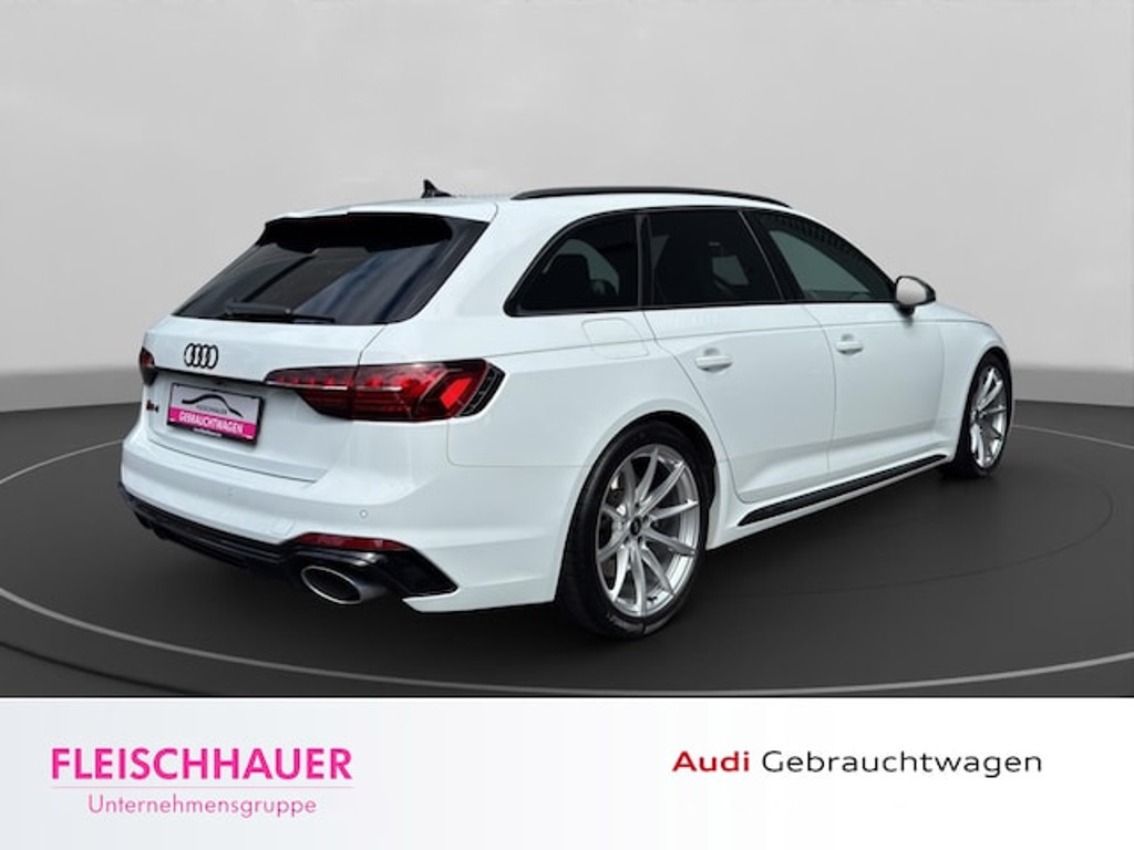 Audi RS4