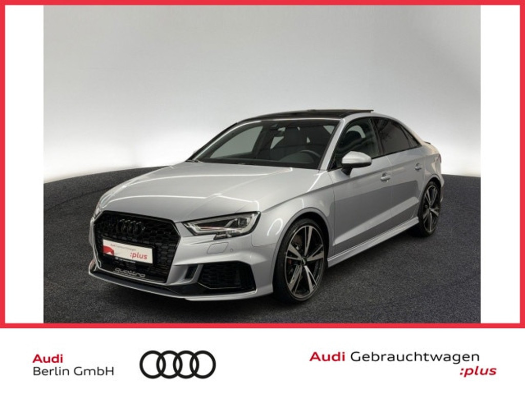 Audi RS3 Sedan Quattro S-Tronic