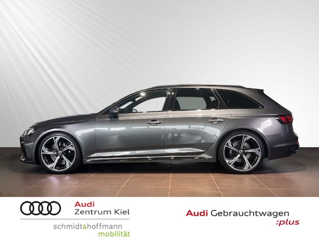 Audi RS4