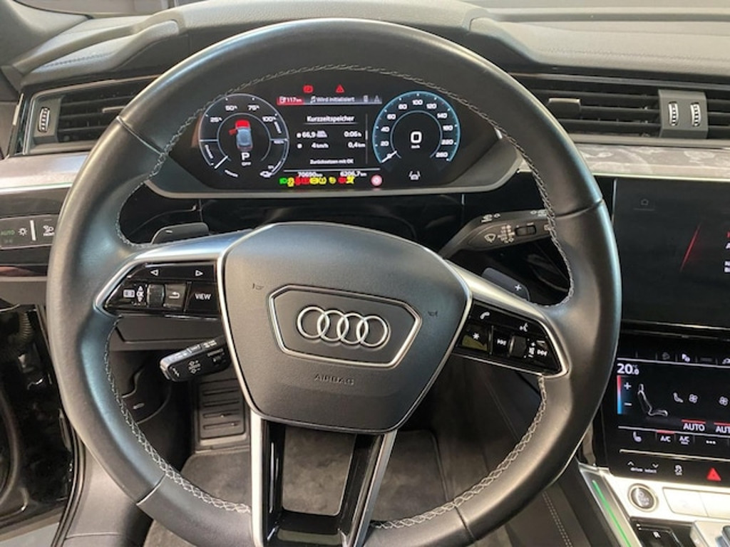 Audi Q8 e-tron