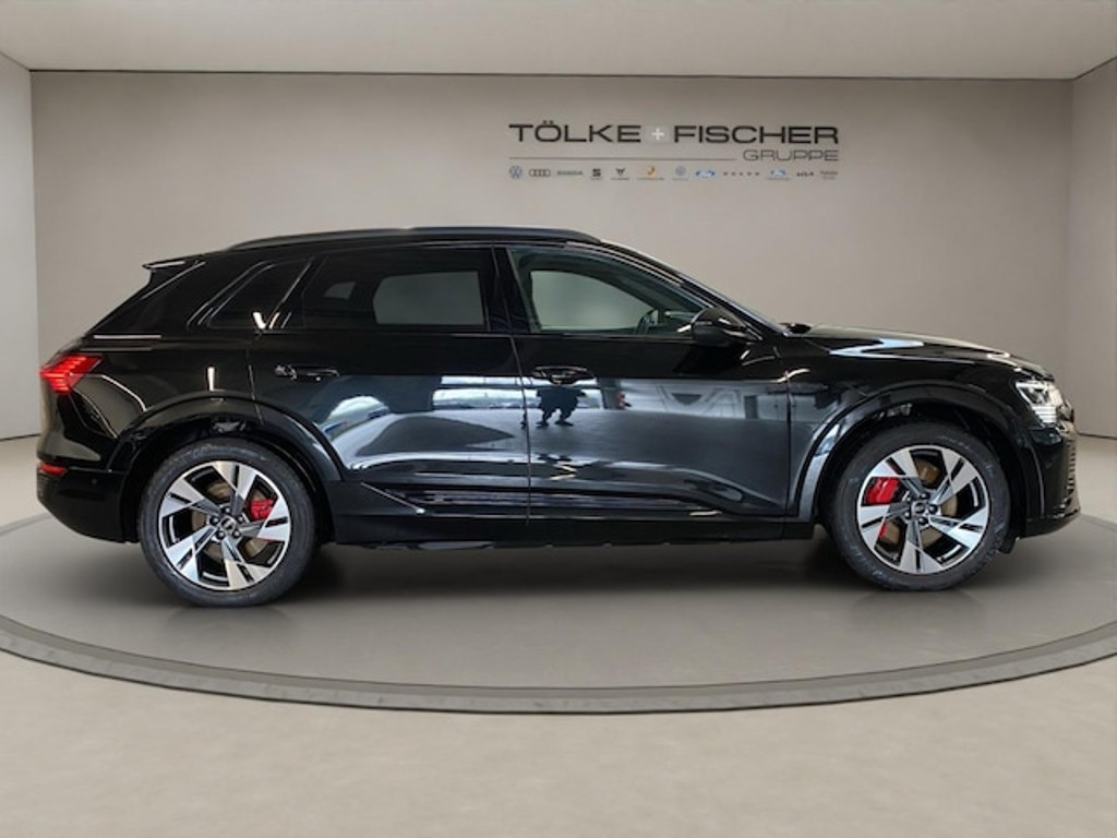 Audi Q8 e-tron