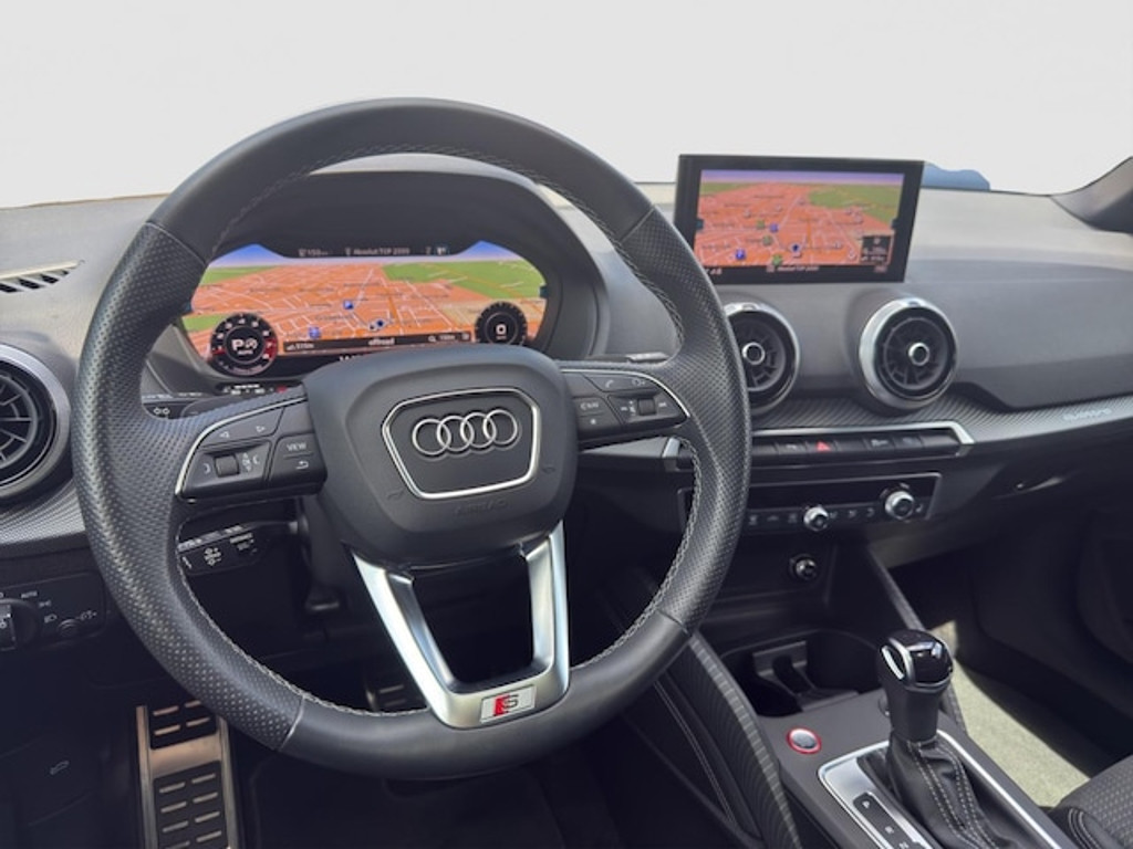 Audi SQ2