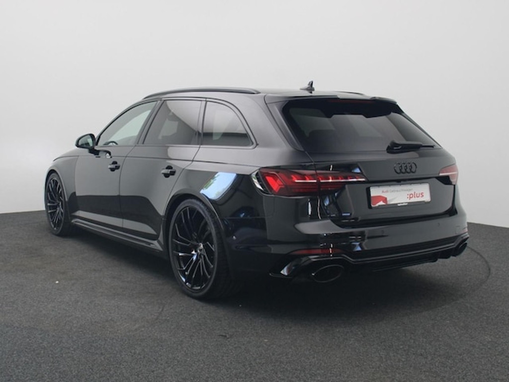 Audi RS4