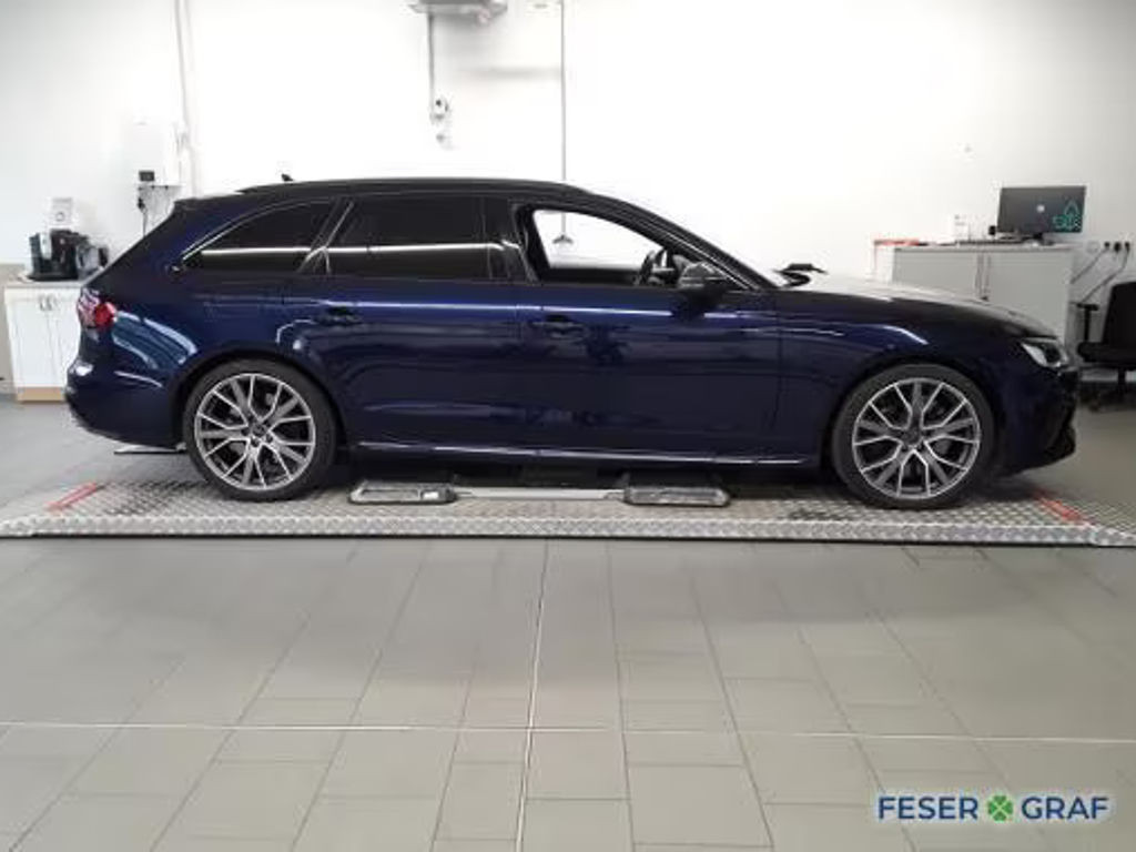 Audi S4