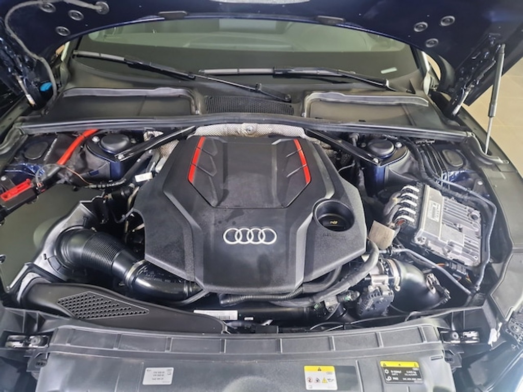 Audi S5