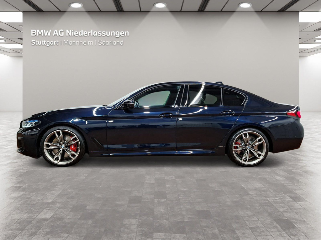 BMW M550