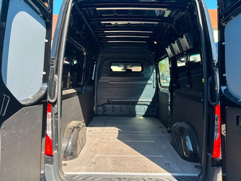 Mercedes-Benz eSprinter