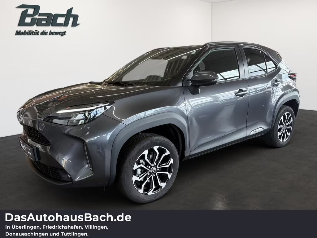 Toyota Yaris Cross 1.5 Teamplayer Winter+Safety ACC+LED
