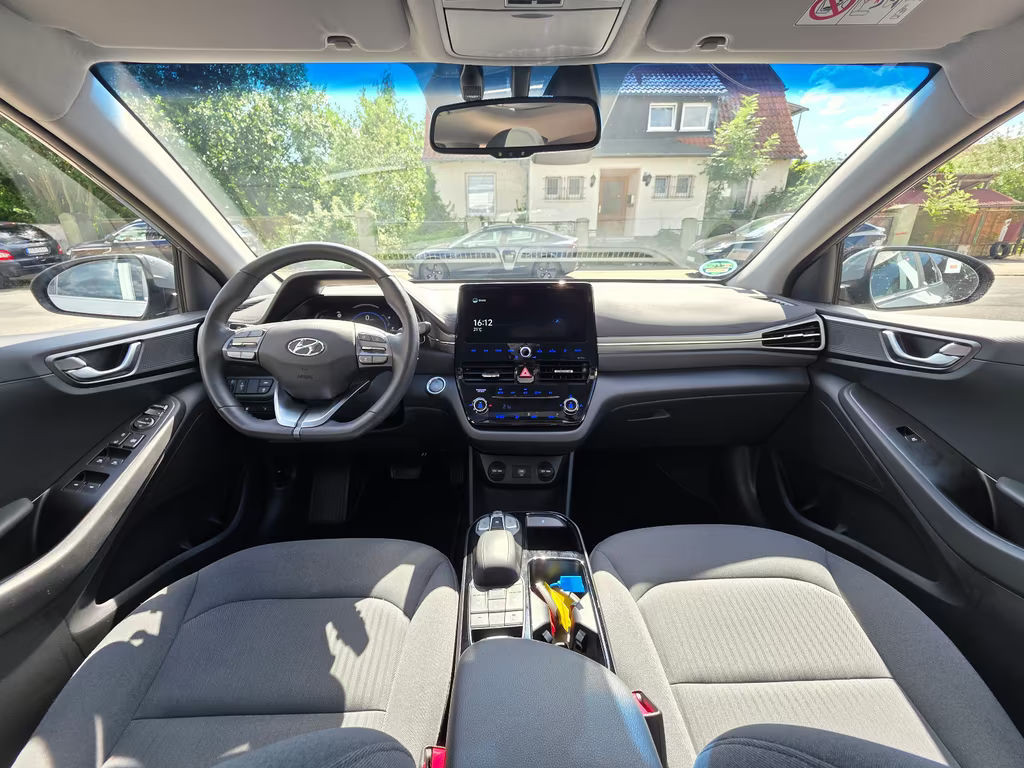 Hyundai Ioniq