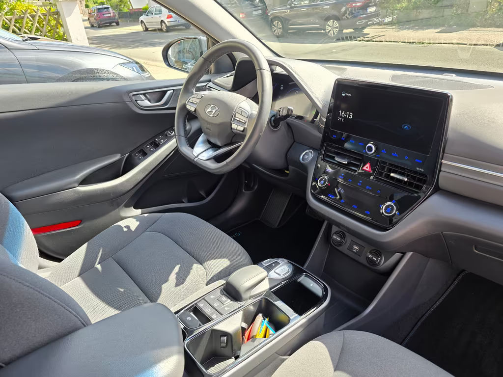 Hyundai Ioniq
