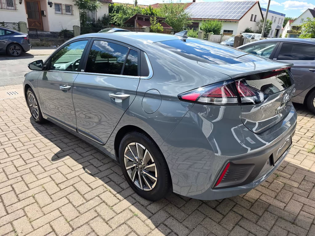 Hyundai Ioniq