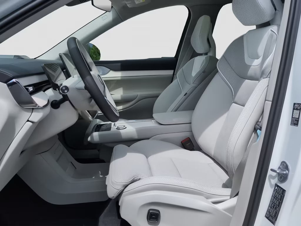 Volvo EX90