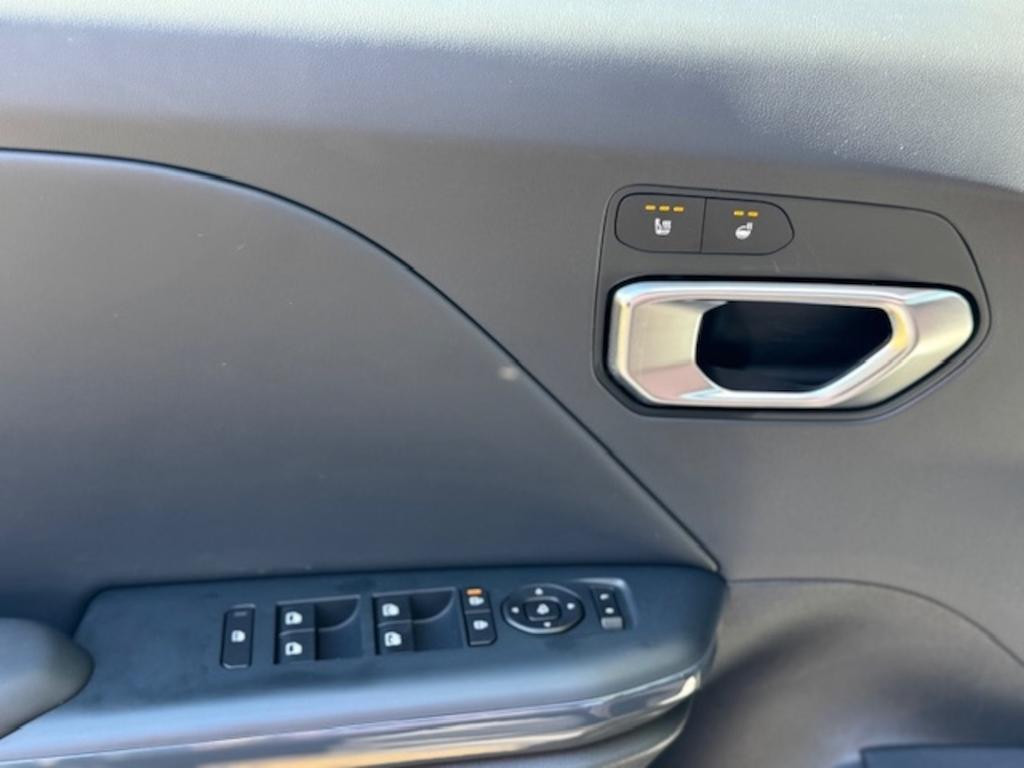 Kia K4