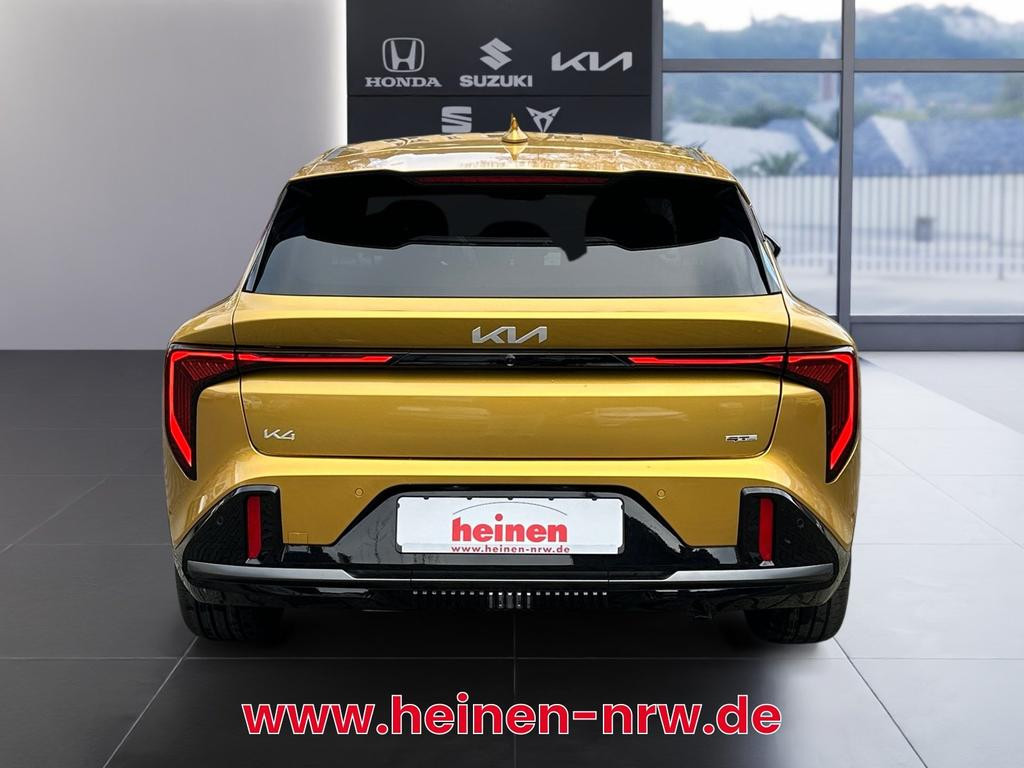 Kia K4