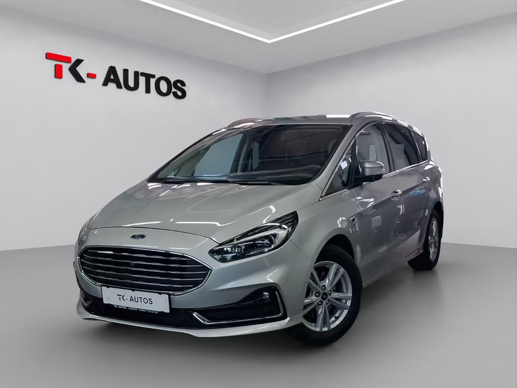 Ford S-Max Titanium