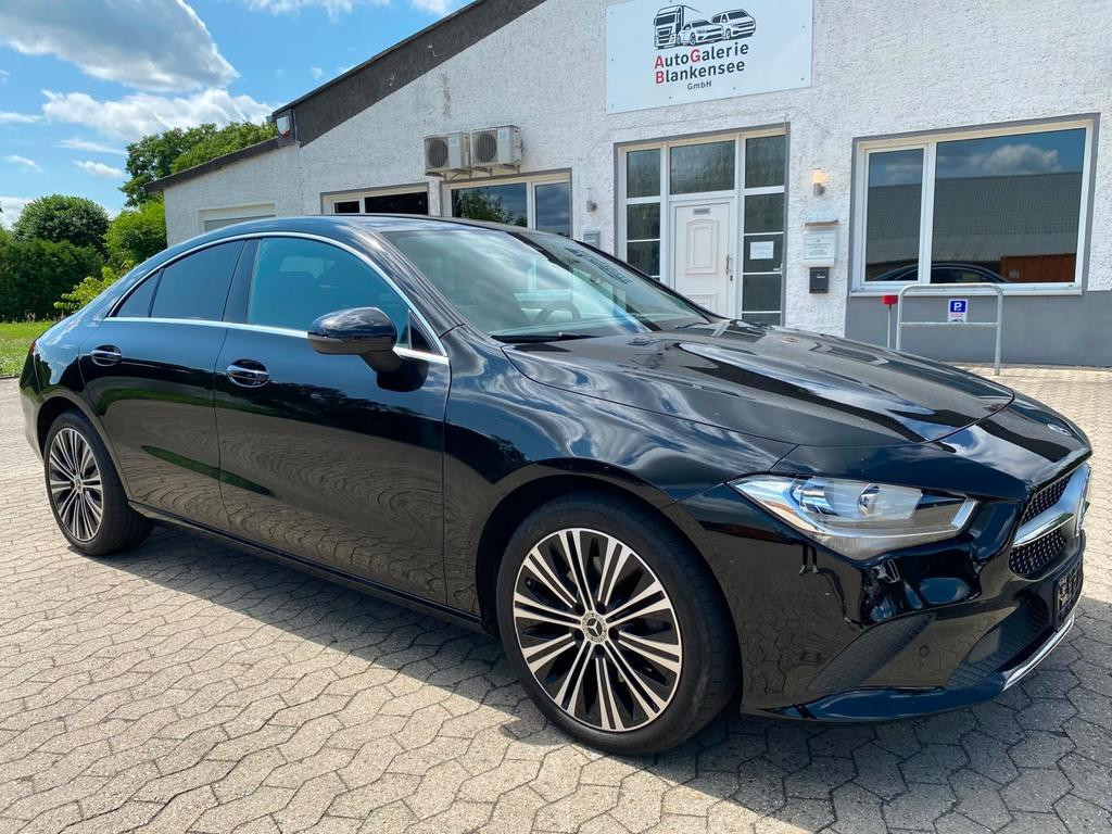 Mercedes-Benz CLA-Klasse CLA 220 Sportpakket Progressive CLA 220 d Sedan