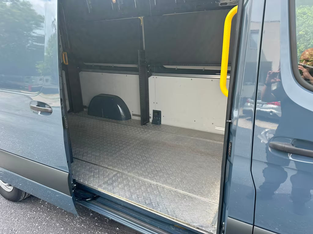 Mercedes-Benz eSprinter