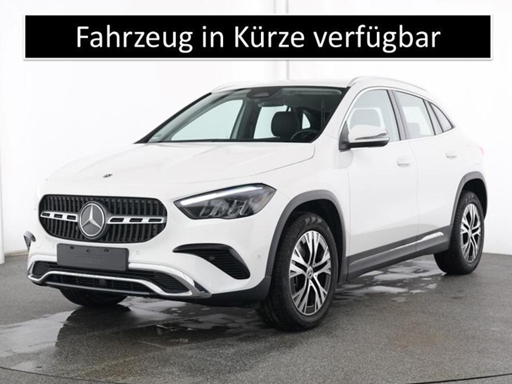 Mercedes-Benz GLA-Klasse GLA 220 4MATIC Progressive Sedan