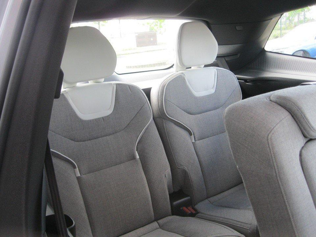 Volvo EX90