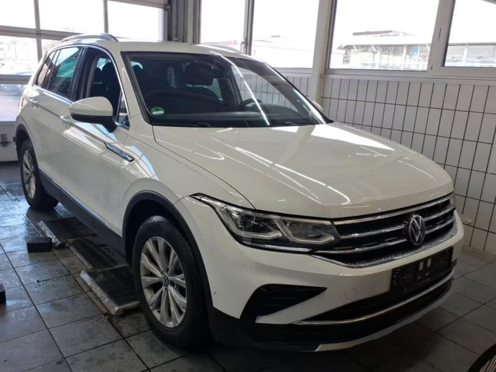 Volkswagen Tiguan IQ.Drive Elegance Elegance