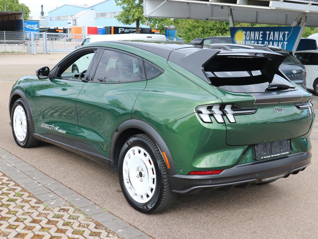 Ford Mustang Mach-E
