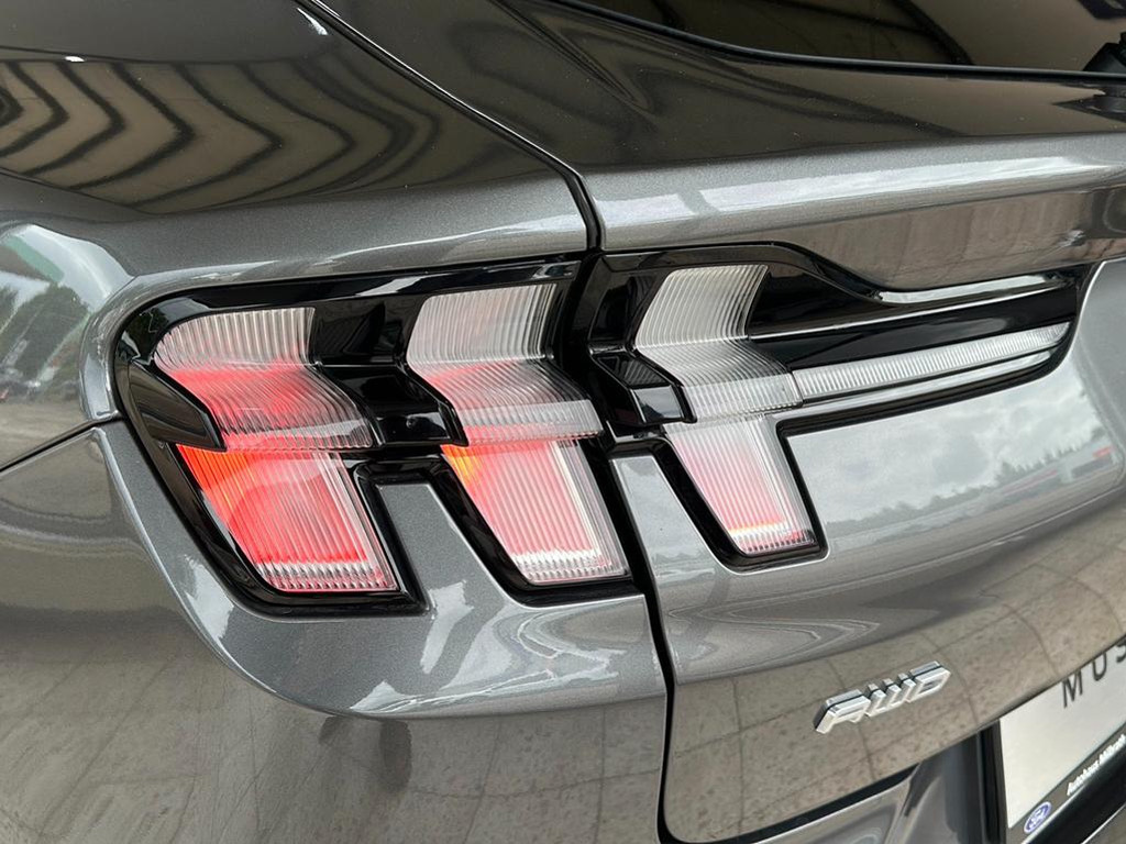 Ford Mustang Mach-E