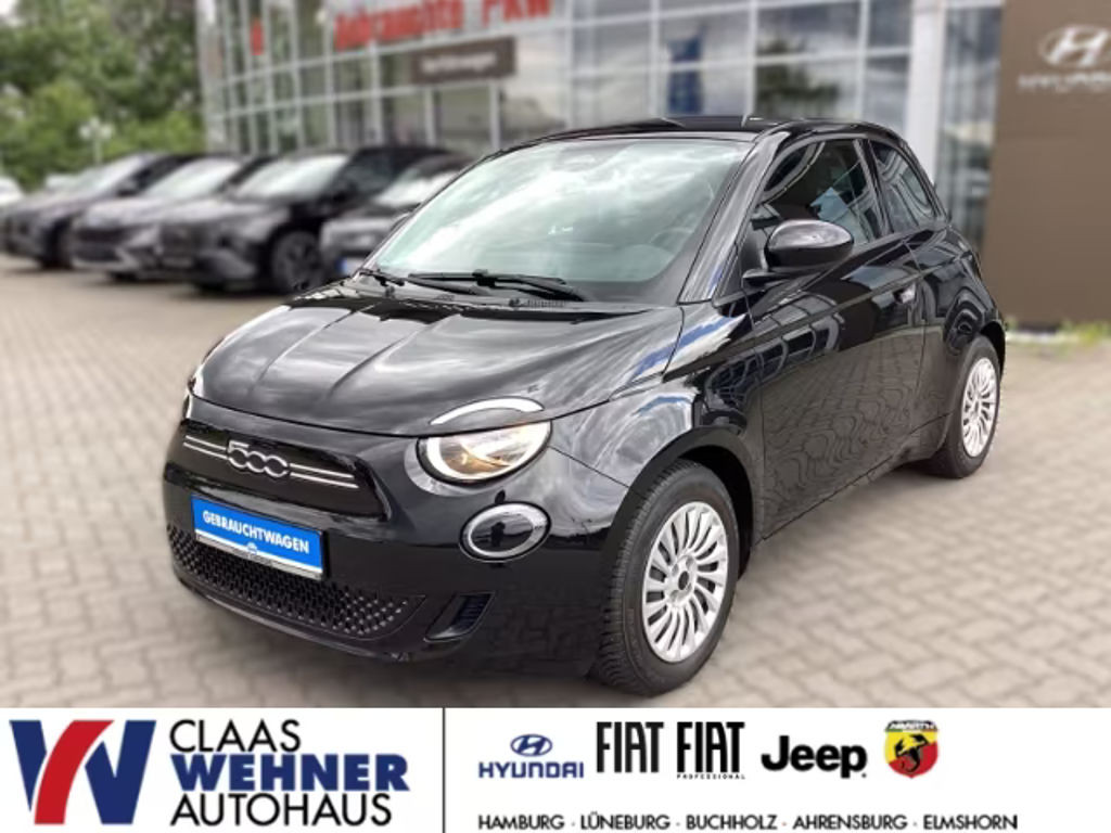 Fiat 500e Action