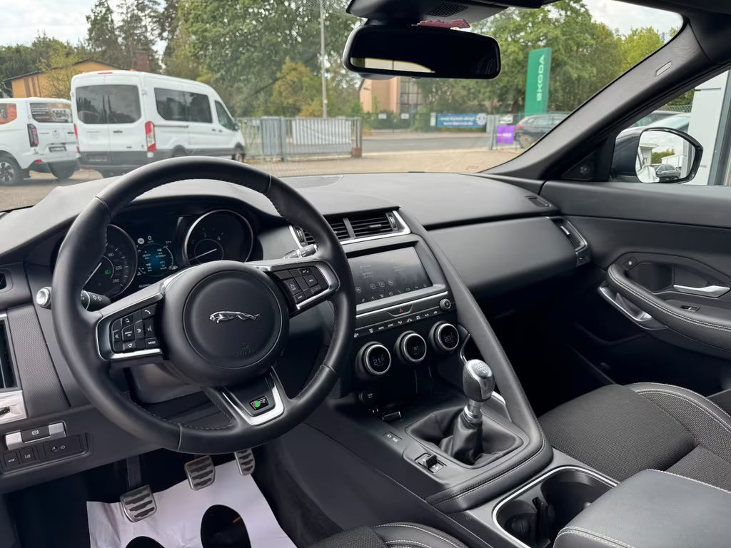 Jaguar E-Pace