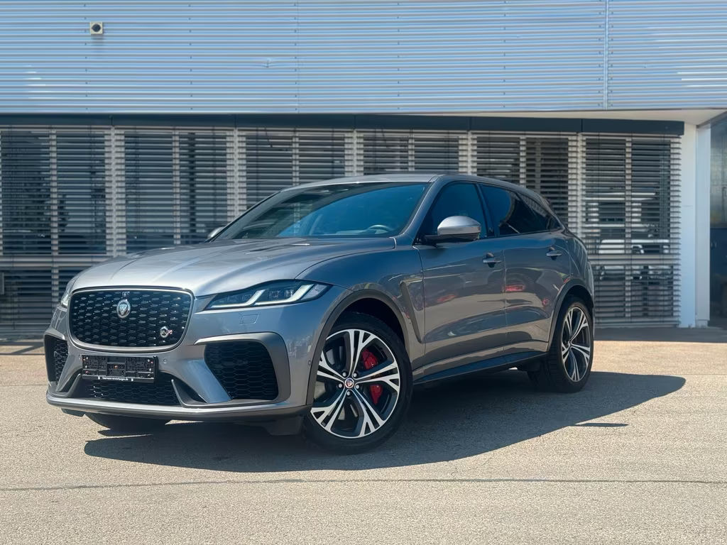Jaguar F-Pace SVR AWD