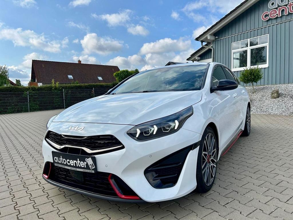 Kia ProCeed
