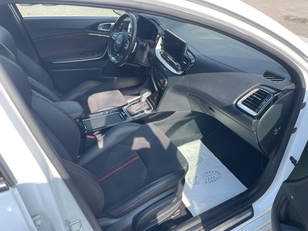 Kia ProCeed