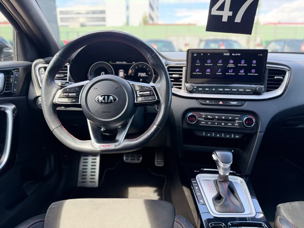 Kia ProCeed