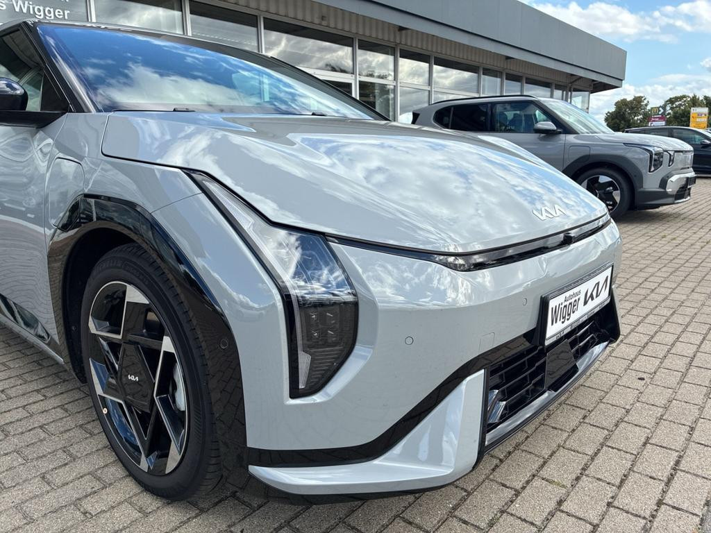 Kia EV4