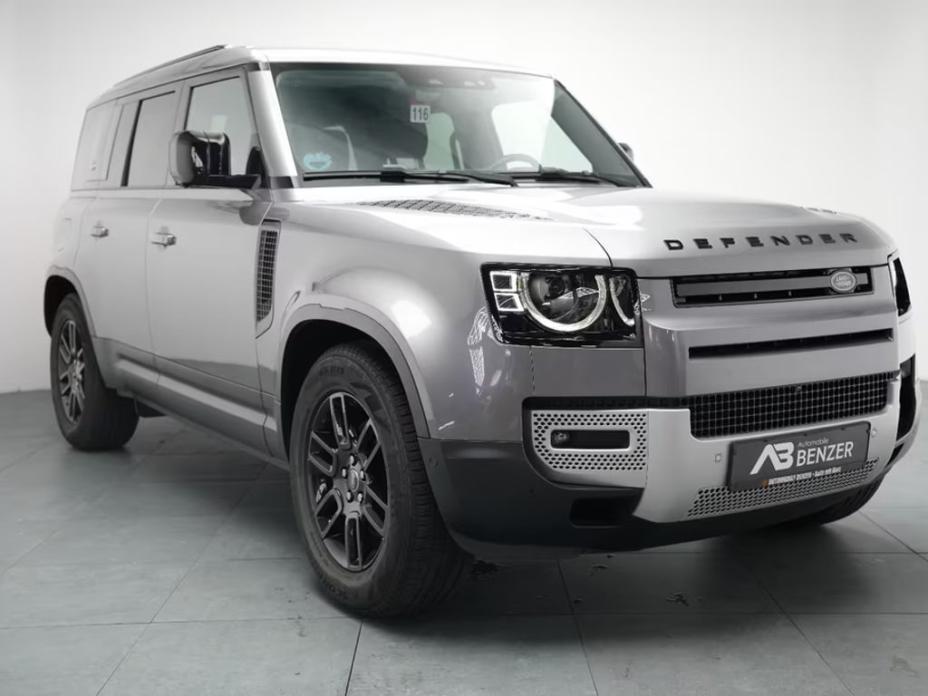 Land Rover Defender SE 110
