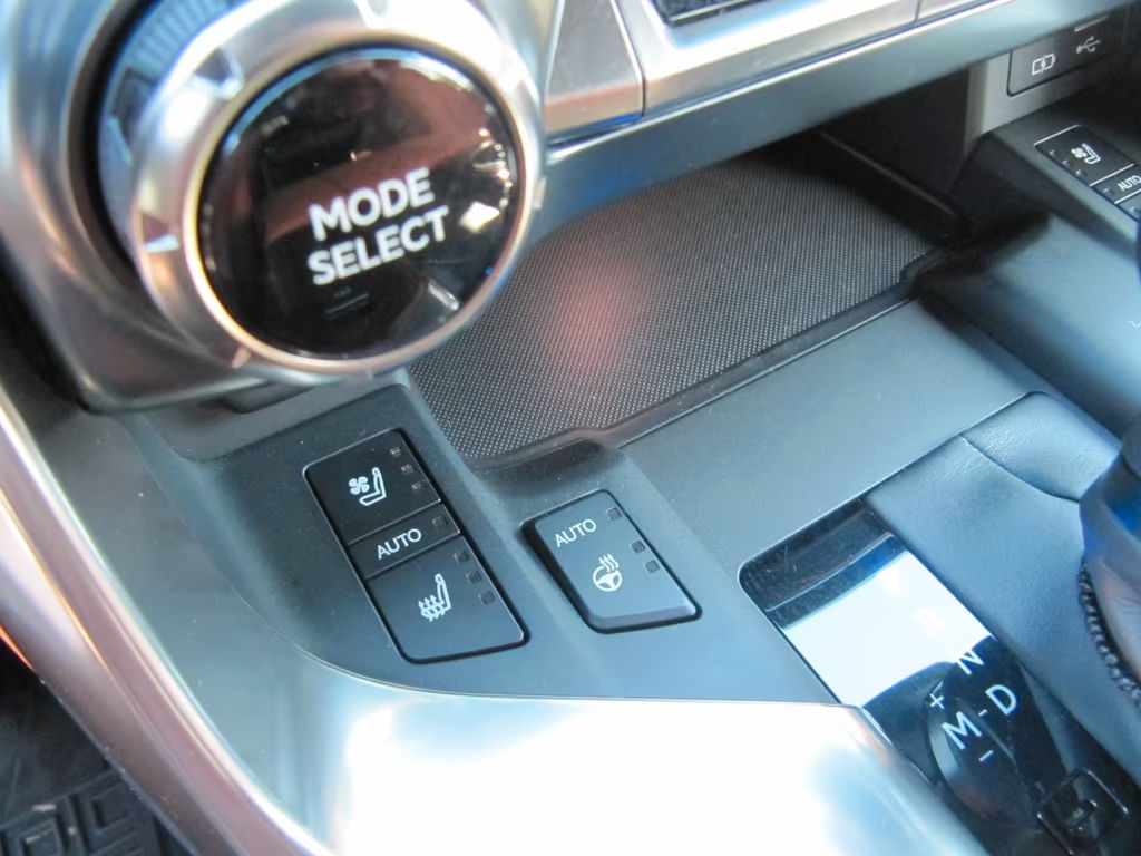 Lexus LX-Serie