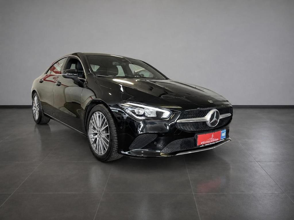 Mercedes-Benz CLA-Klasse CLA 200 CLA 200 d Sedan