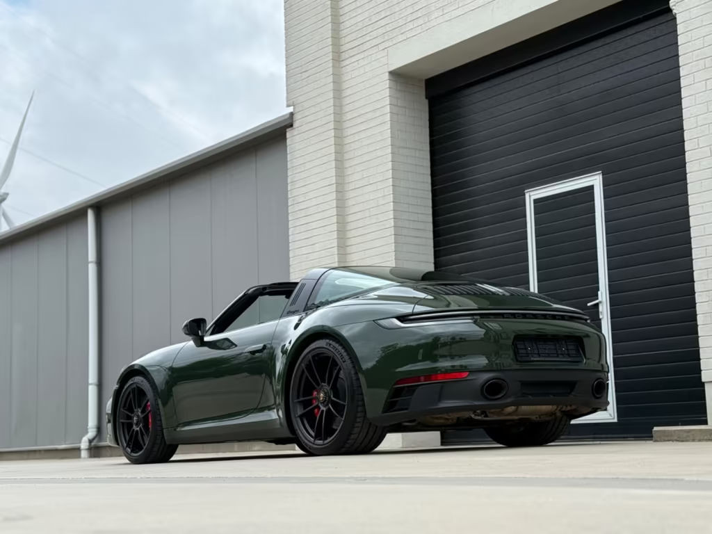 Porsche 911