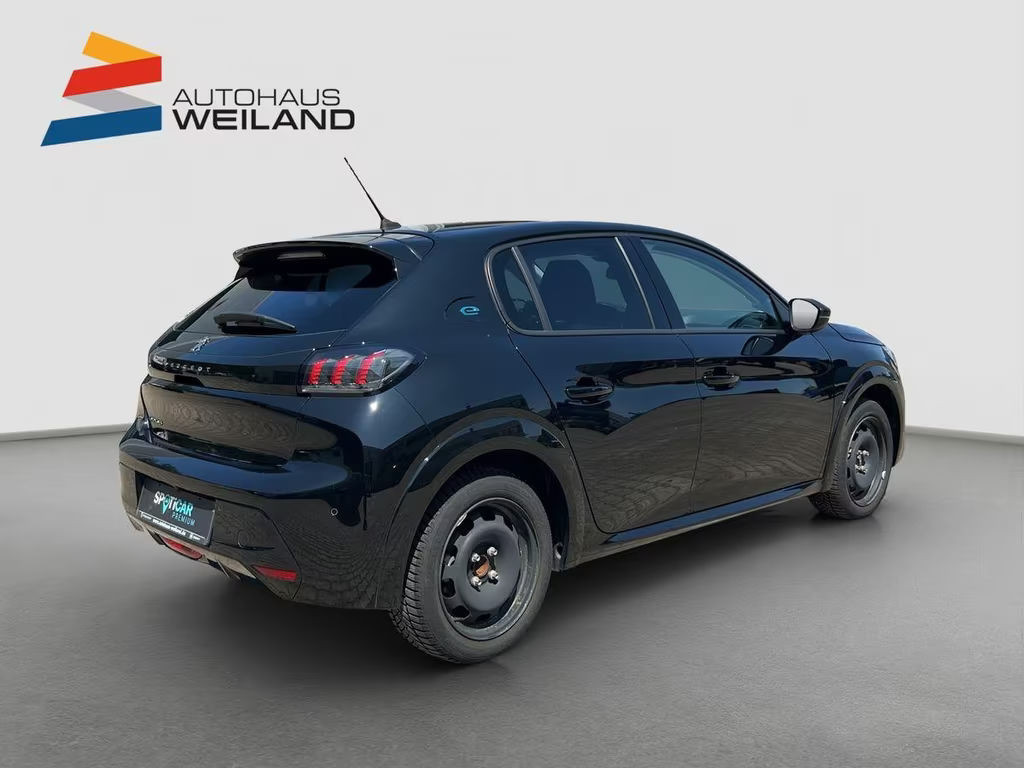 Peugeot e-208