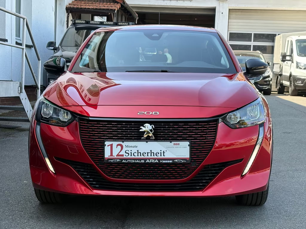 Peugeot e-208