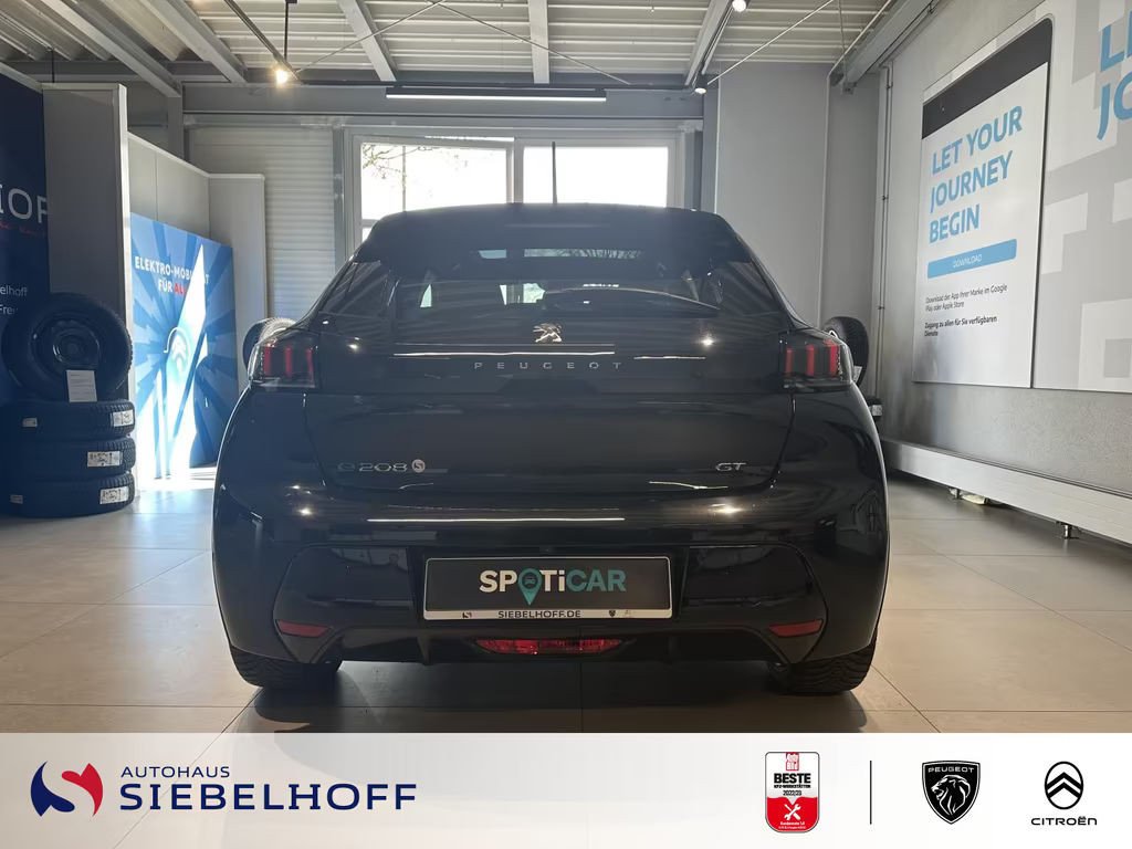 Peugeot e-208