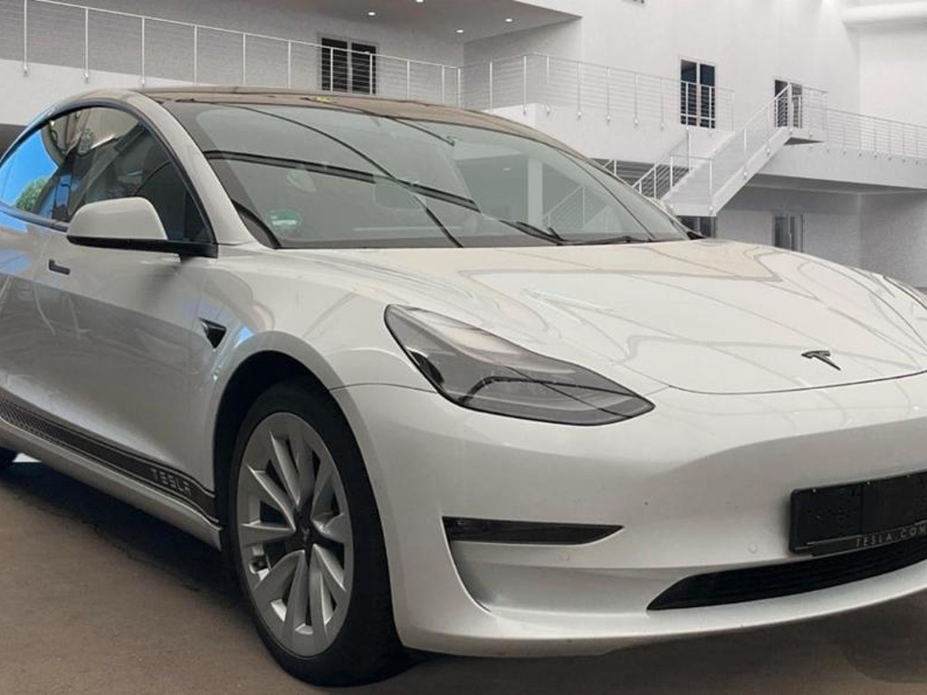 Tesla Model 3 Long Range Dual Motor AWD