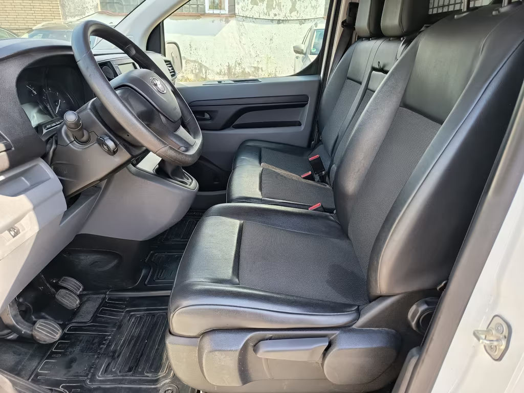 Toyota Proace (Verso)
