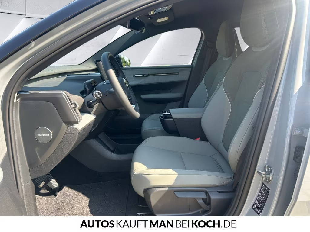 Volvo EX30