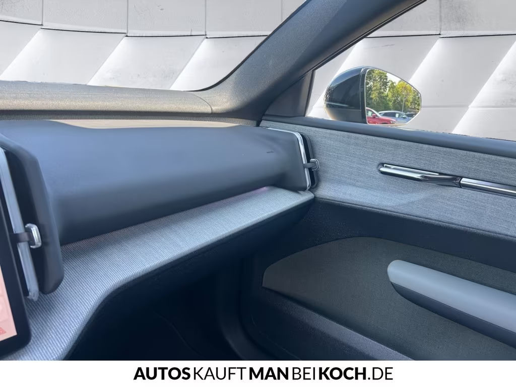 Volvo EX30