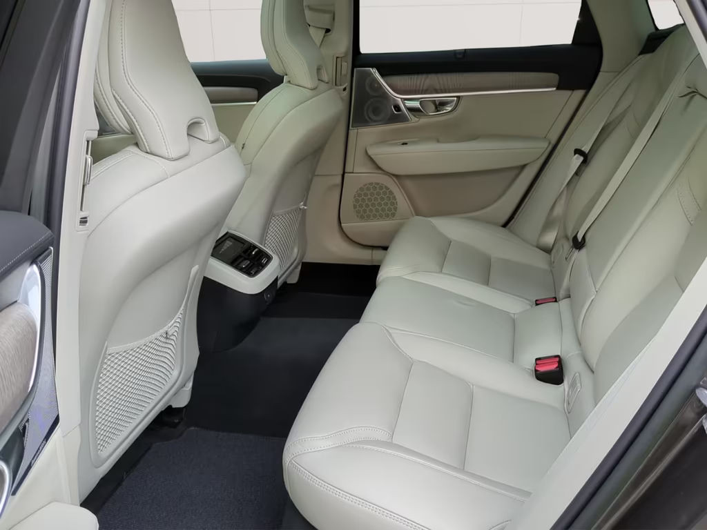 Volvo V90 Cross Country
