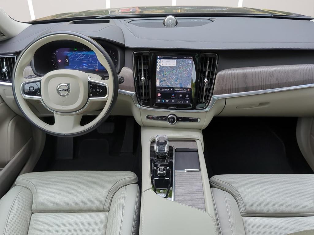 Volvo V90 Cross Country