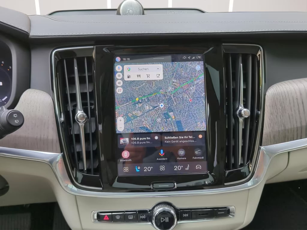 Volvo V90 Cross Country