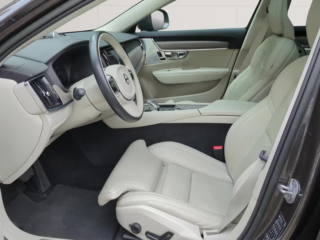 Volvo V90 Cross Country