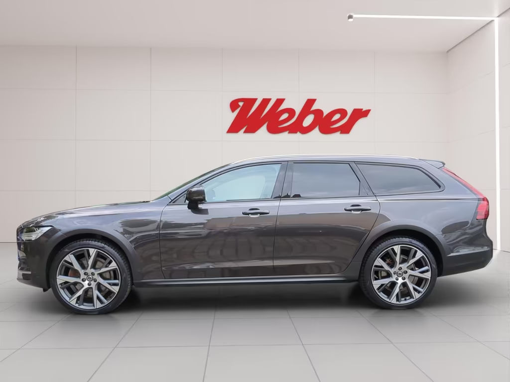 Volvo V90 Cross Country