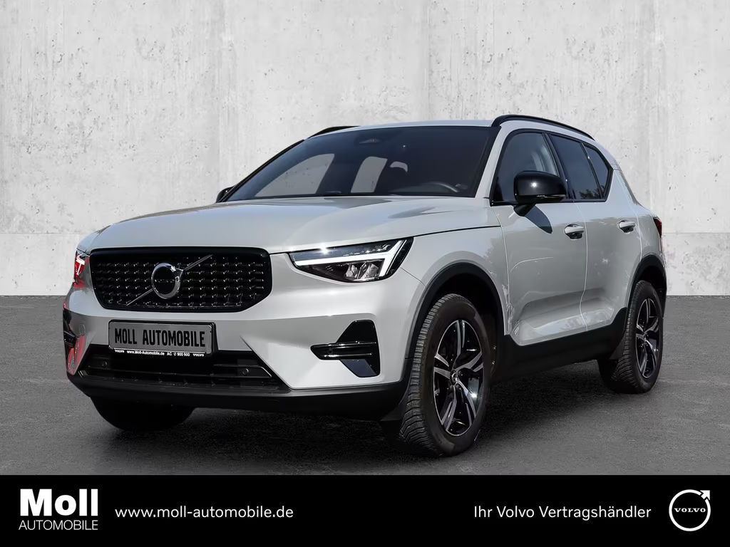 Volvo XC40 Plus Dark